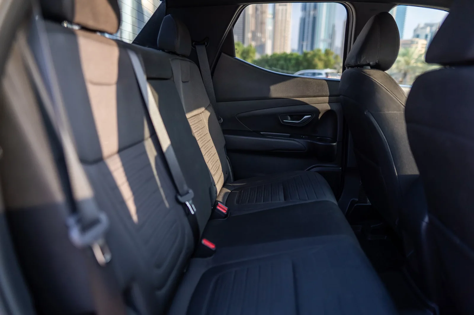 Huren Hyundai Santa Cruz  Grijs 2022 in Dubai - 5 