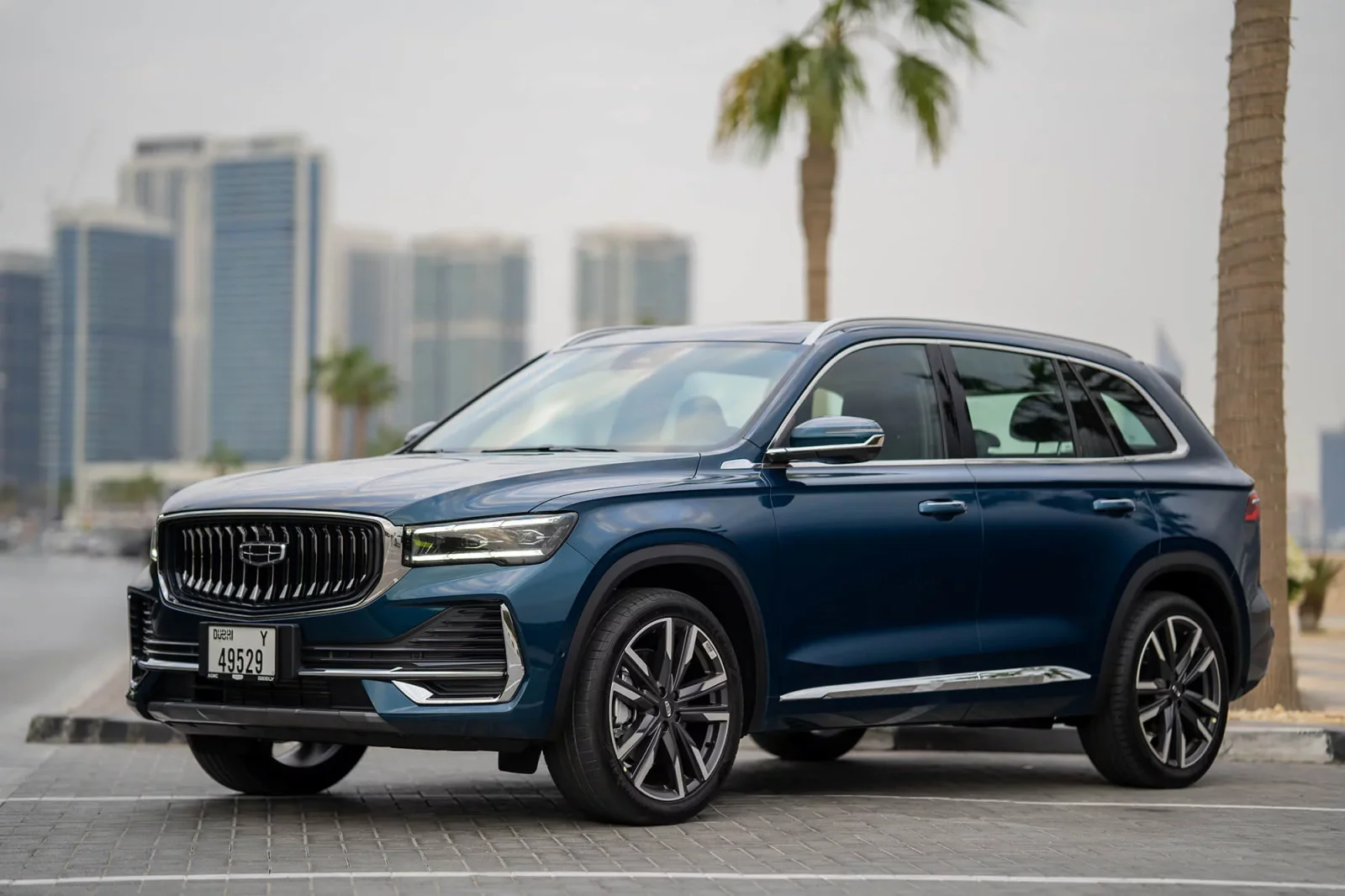 Miete Geely Monjaro  Blau 2024 in der Dubai