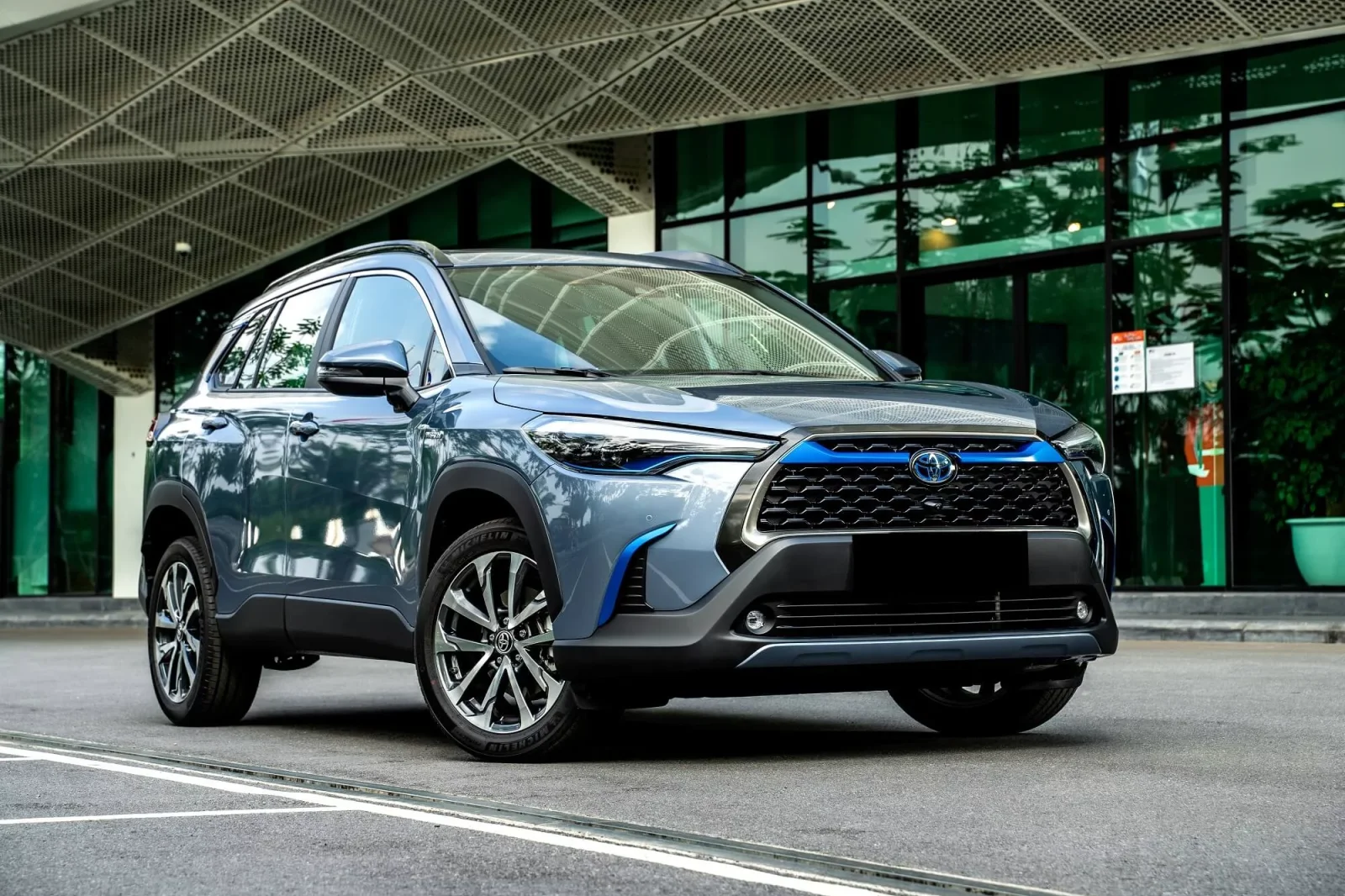 Loyer Toyota Corolla Cross Bleu 2023 en Dubai