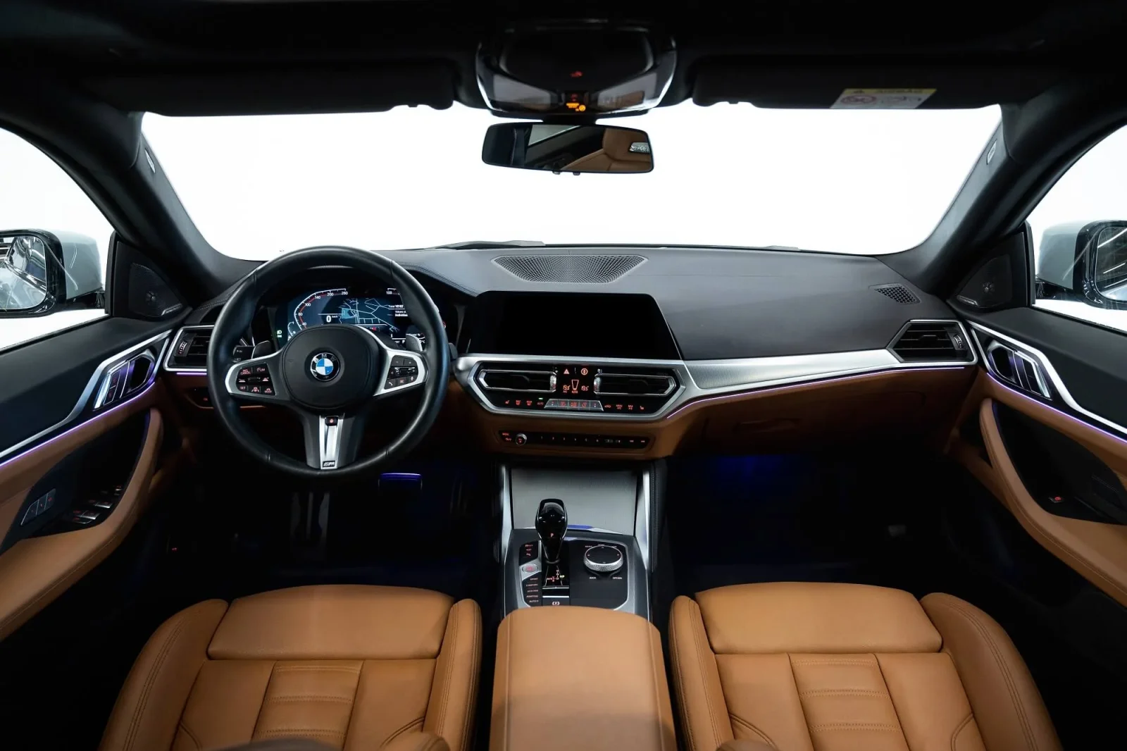 Alquiler BMW 4-Series 430i Gran Coupe Gris 2022 en Dubái - 5 