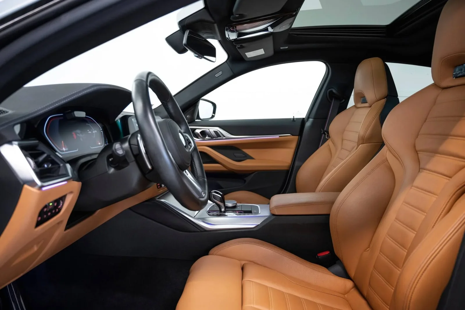 Alquiler BMW 4-Series 430i Gran Coupe Gris 2022 en Dubái - 6 