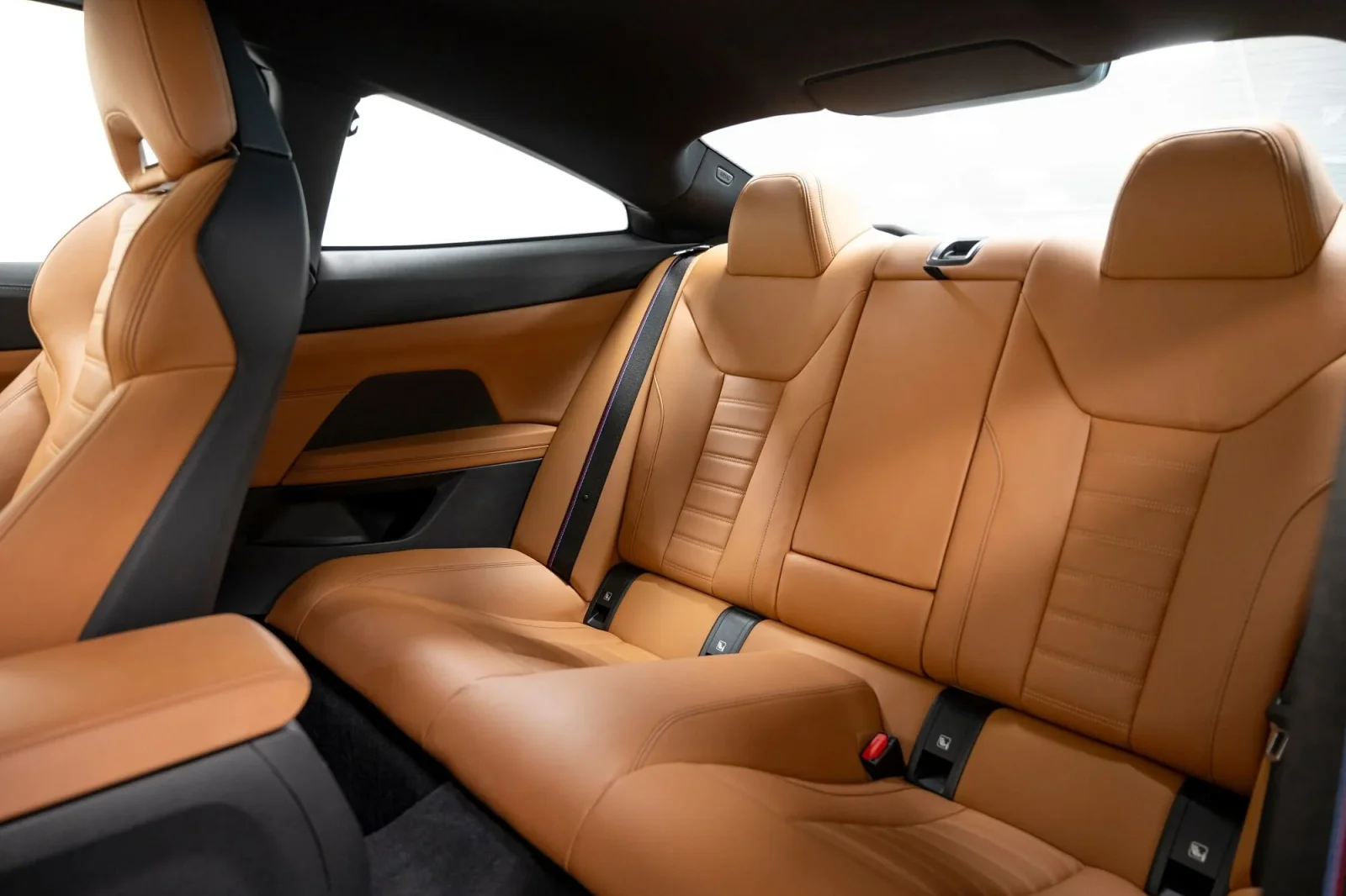 Alquiler BMW 4-Series 430i Gran Coupe Gris 2022 en Dubái - 7 