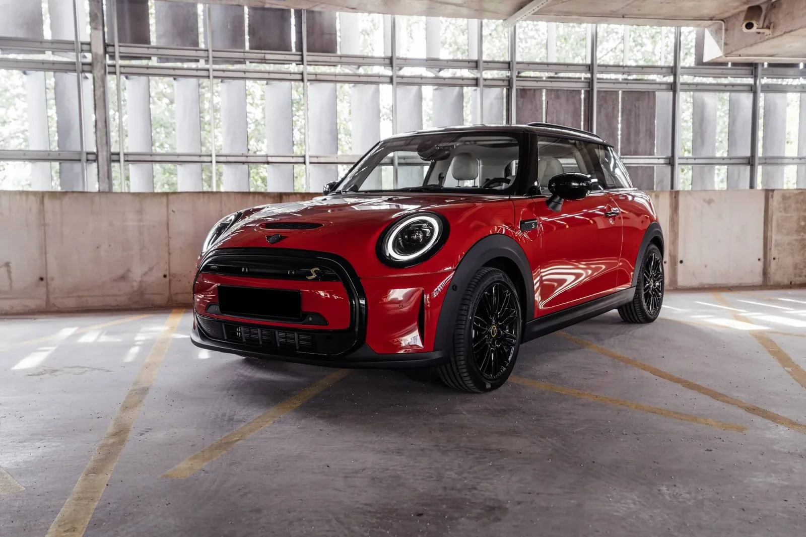 Аренда Mini Hatch Cooper S Красный 2022 в Дубае - 2 