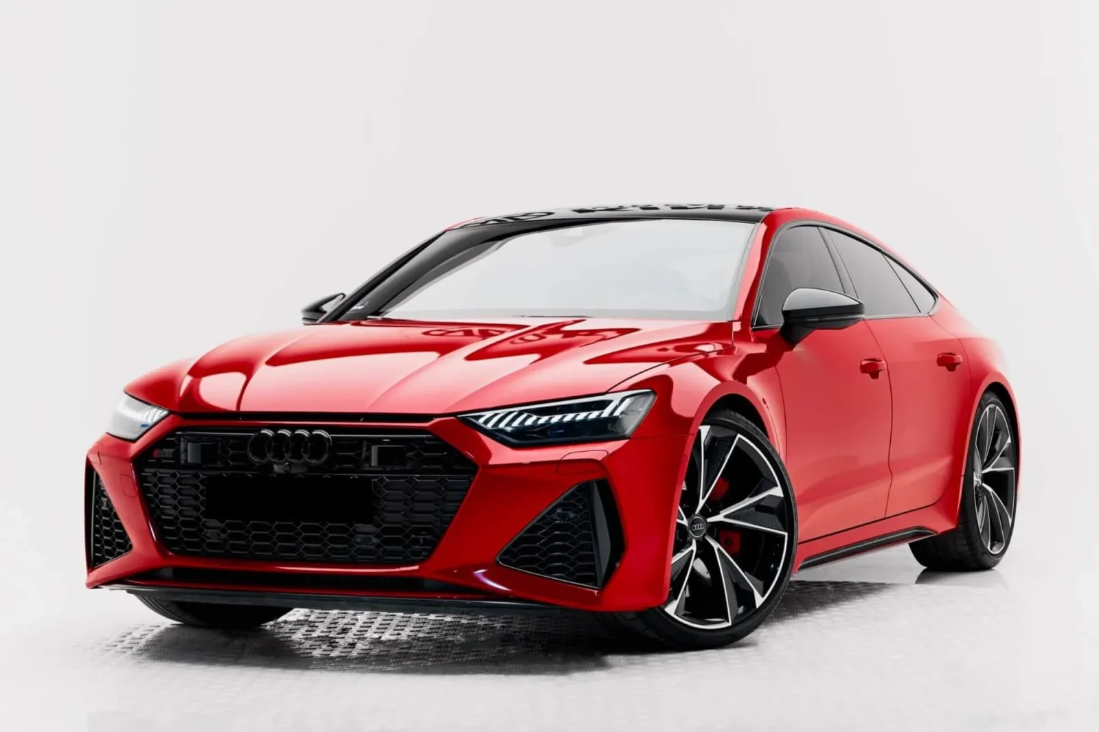 Аренда Audi RS7  Красный 2023 в Дубае